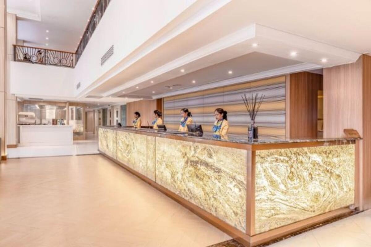 The Maruay Garden Hotel Banguecoque Exterior foto